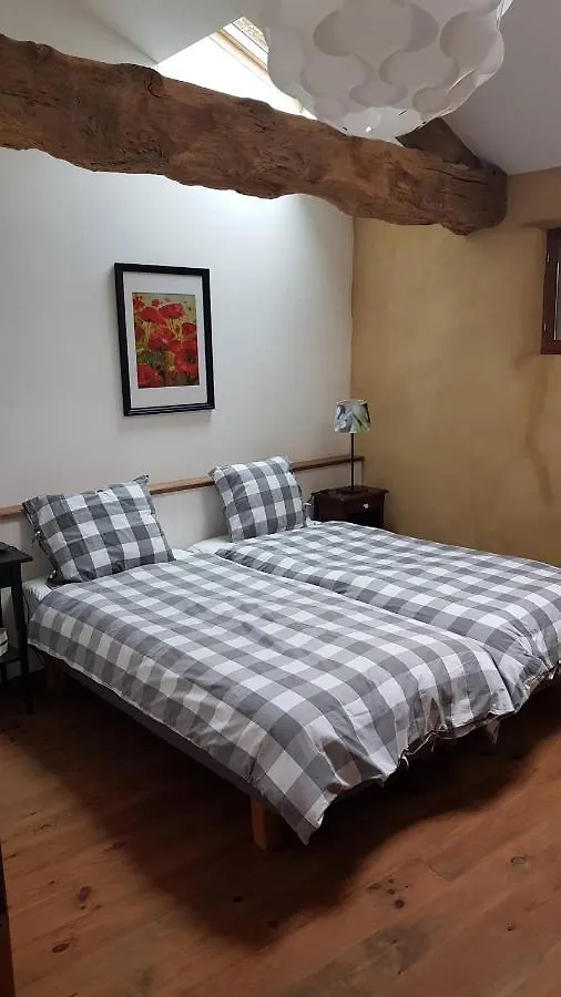 Le Peyroutet Apartment Cazaux-Villecomtal